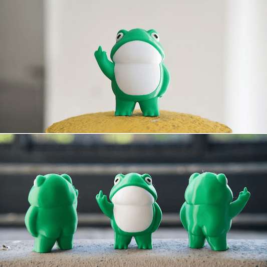 🐸Rebellious Frog Figurine🐸