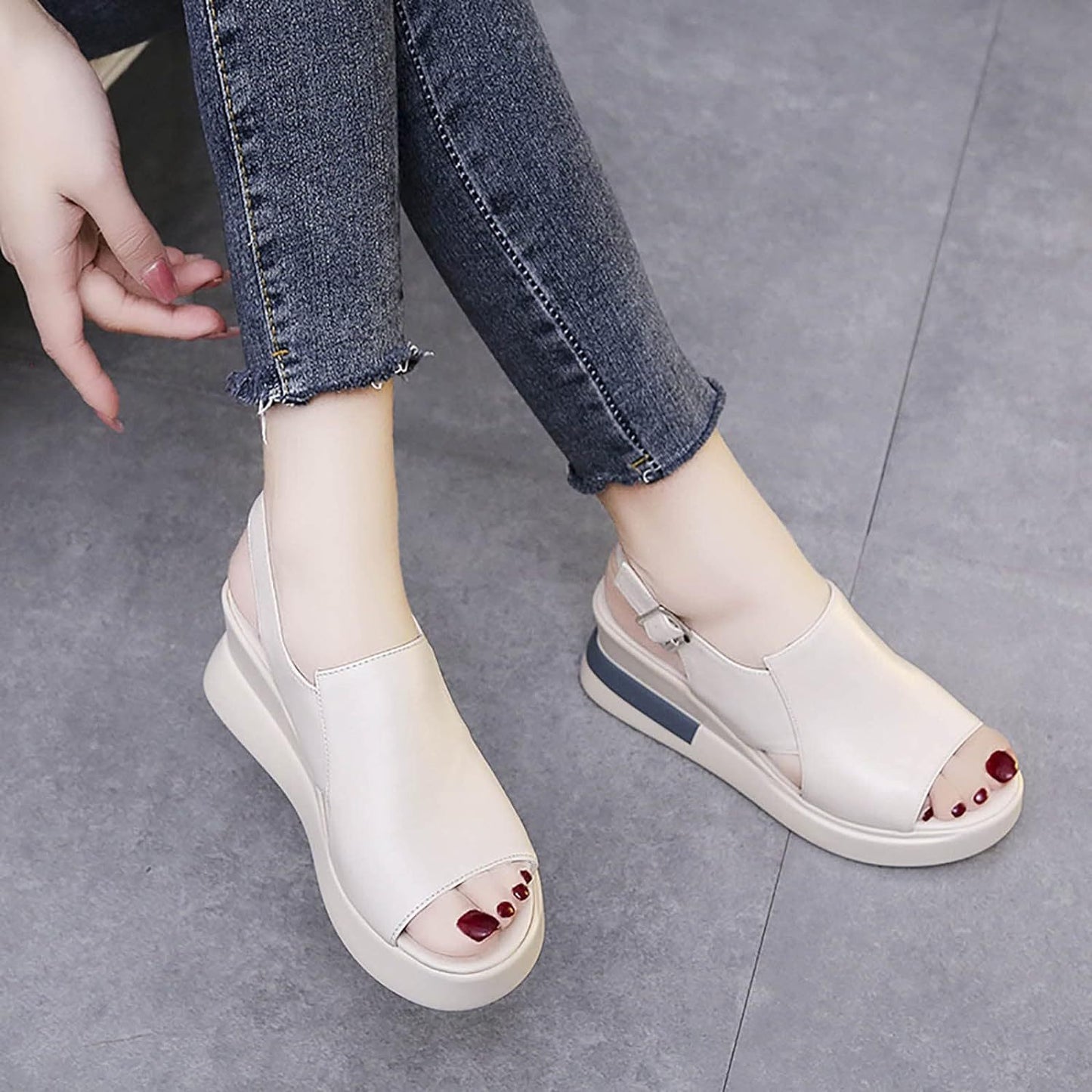 💥Last Day Promotion 50% OFF🔥 - ✨Women's Summer Fashion Waterproof Platform High-Heeled Sandals