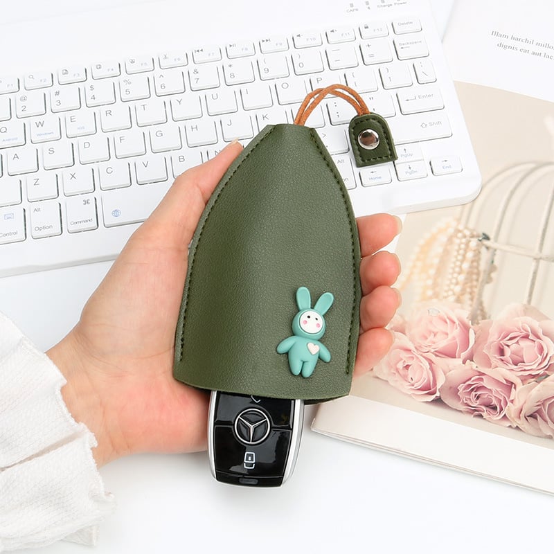 Creative pull-out cute large-capacity car key case