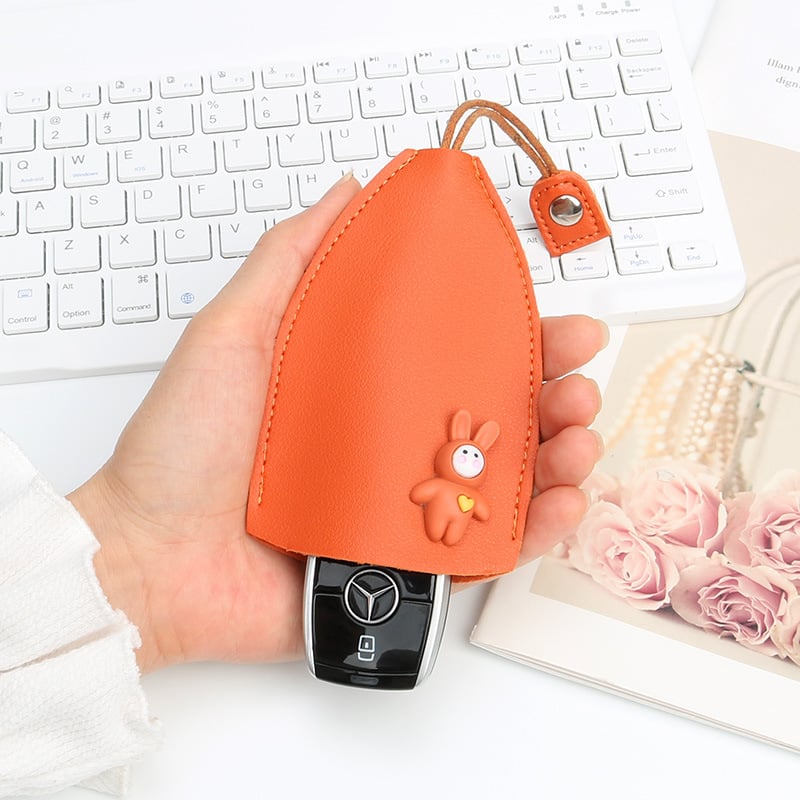 Creative pull-out cute large-capacity car key case