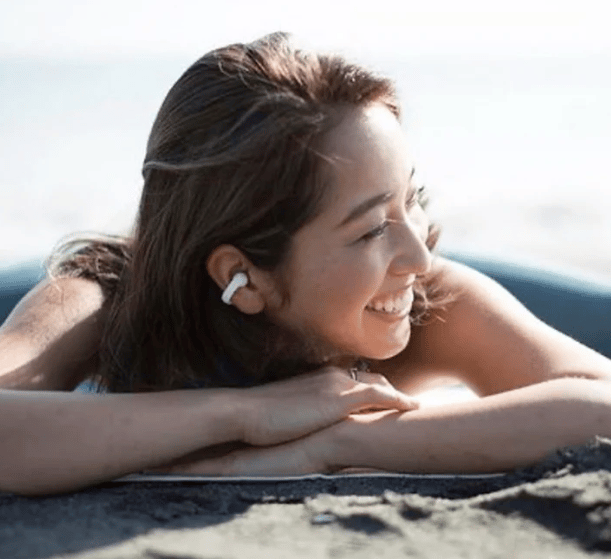 Clip-on bone conduction sports Bluetooth earphones