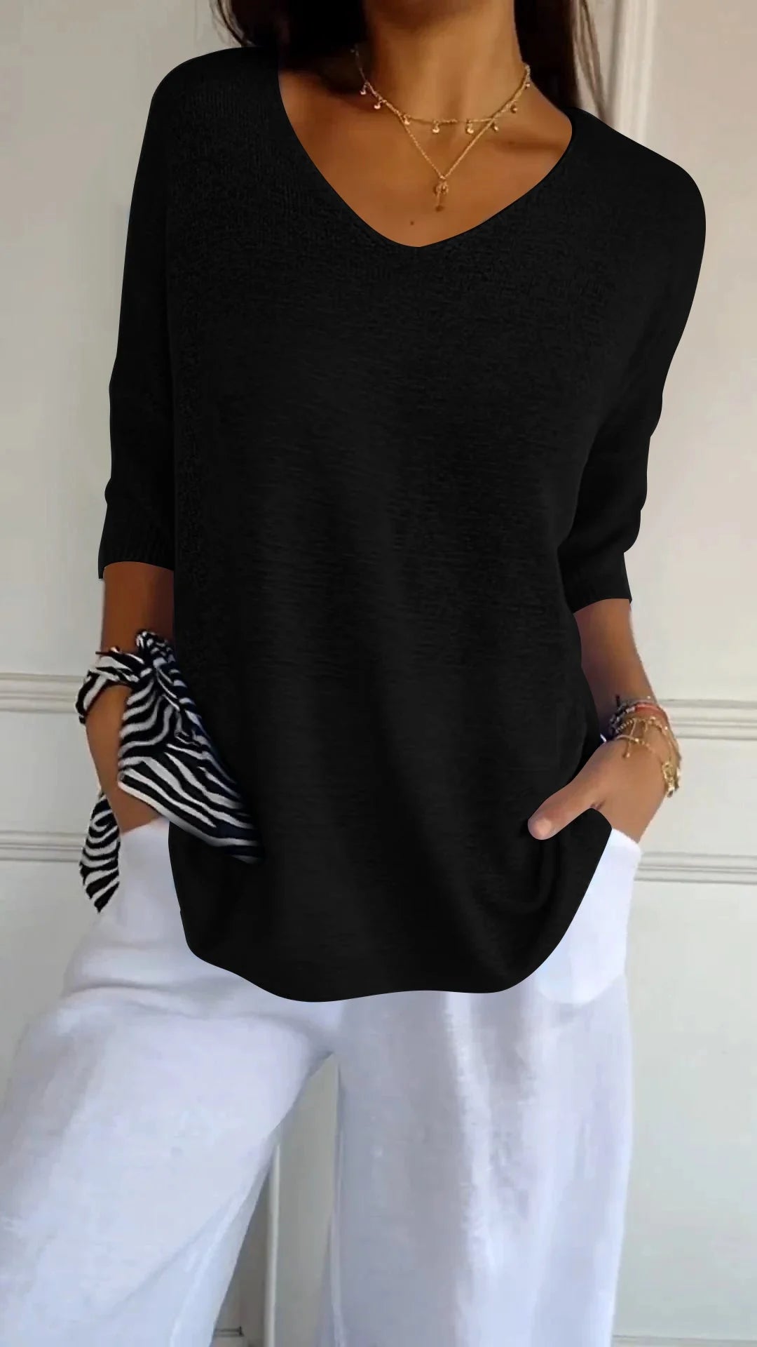 💥Last Day 49% OFF 💕Solid Color Knitted V-neck Top