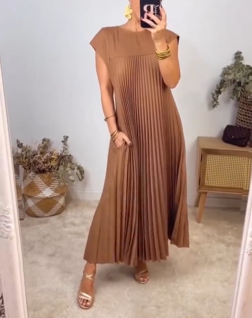 🎁LAST DAY SALE 49% OFF🎁Women Pleated Simple Solid Color Dress