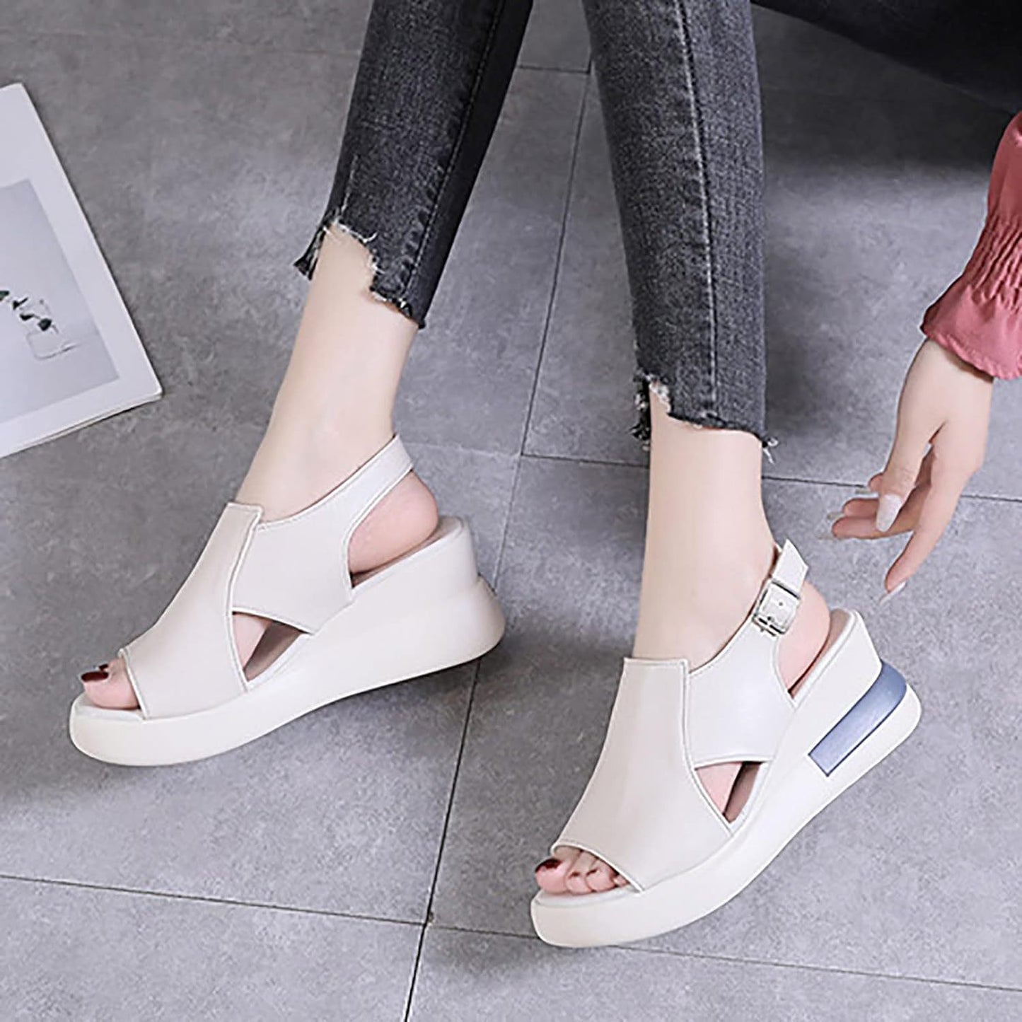 💥Last Day Promotion 50% OFF🔥 - ✨Women's Summer Fashion Waterproof Platform High-Heeled Sandals