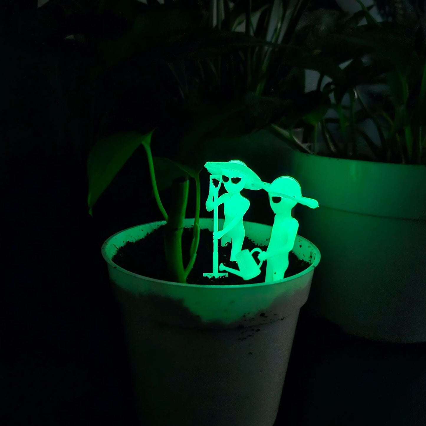 Alien Planter, Cute Glow In The Dark Plant Accessory