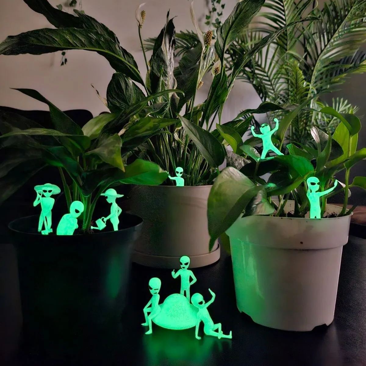 Alien Planter, Cute Glow In The Dark Plant Accessory