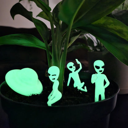 Alien Planter, Cute Glow In The Dark Plant Accessory