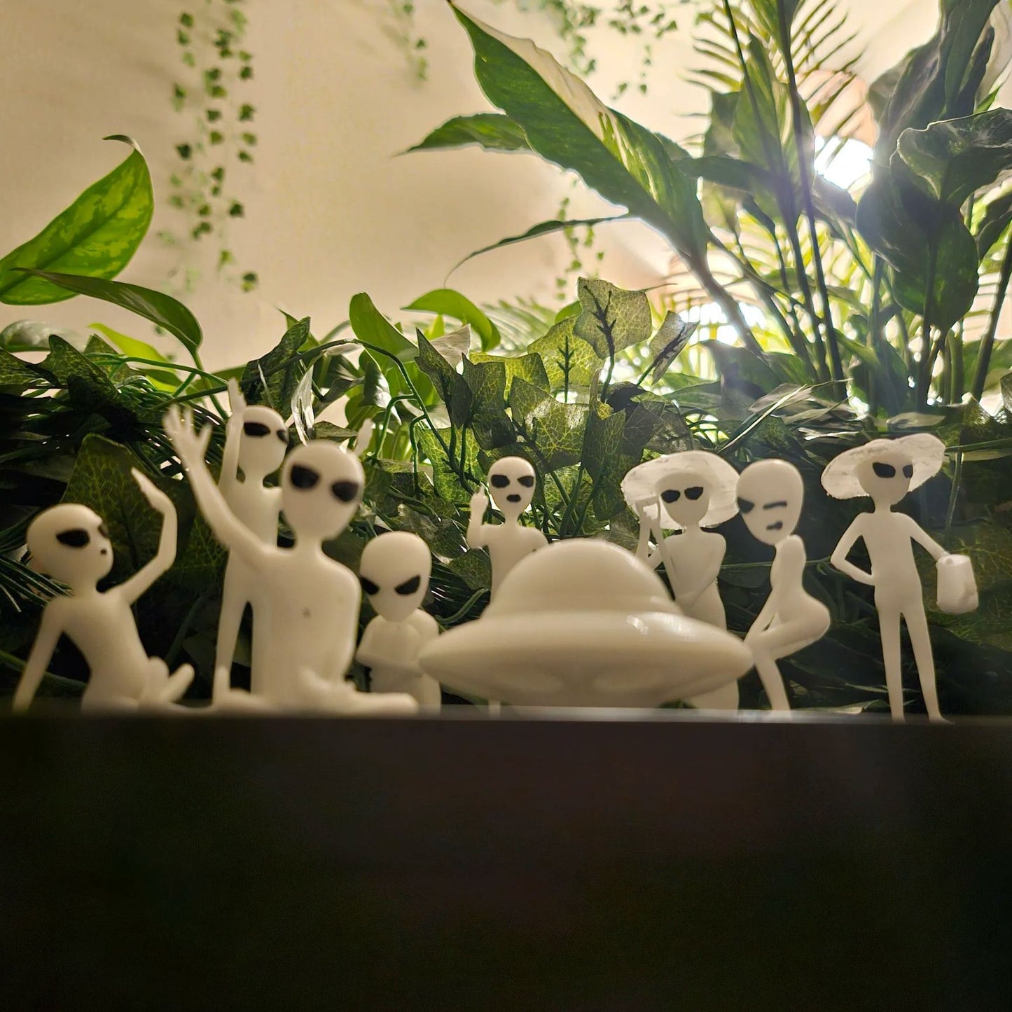 Alien Planter, Cute Glow In The Dark Plant Accessory