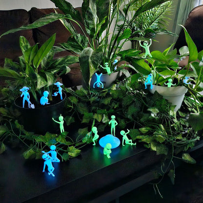 Alien Planter, Cute Glow In The Dark Plant Accessory