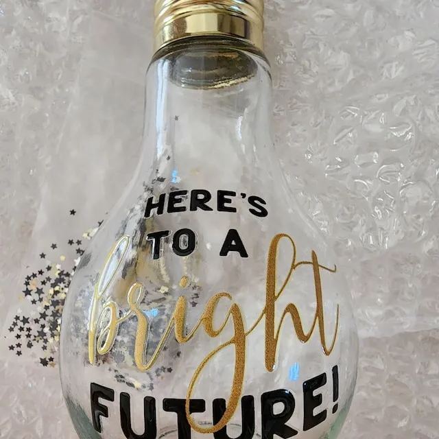 💡Here's To A Bright Future - Graduation Gift