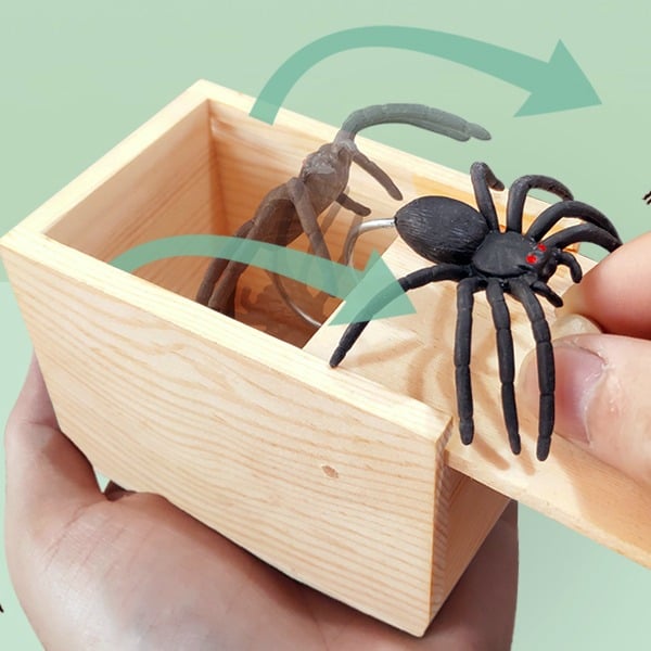 Cepeio Super Funny Crazy Prank Gift Box Spider